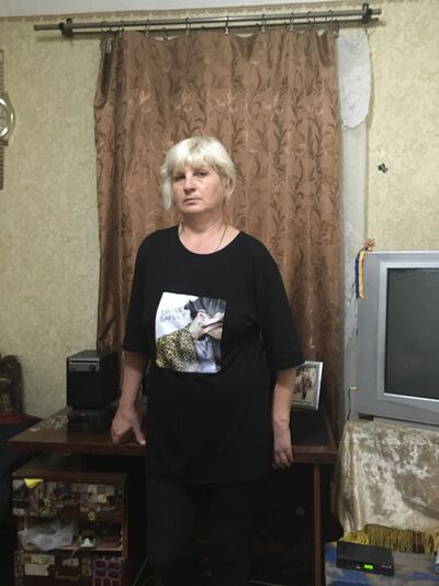 ,   Marina, 61 ,   ,   , c 