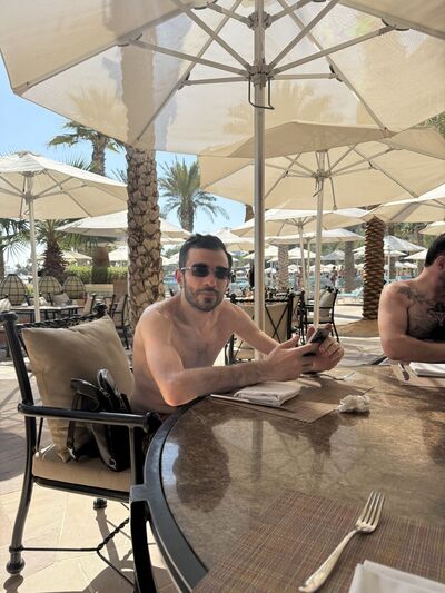  ,   Grigor, 31 ,   ,   