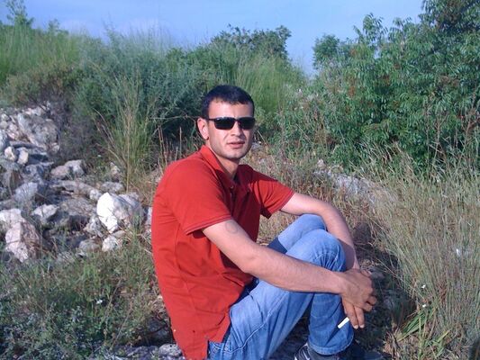  ,   Arjen, 43 ,   ,   