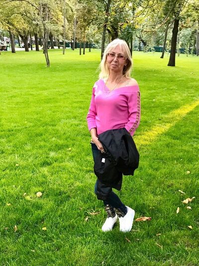  ,   Lara, 58 ,  