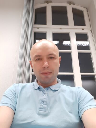  Borger,   Sergiu, 39 ,   ,   , c 