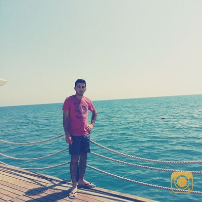  ,   Ayxan, 30 ,   
