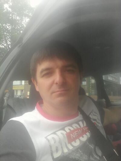  ,   Alex, 44 ,   