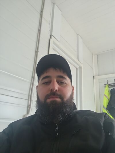  deleted,   Alikhan, 38 ,   ,   