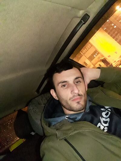   ,   Xesen, 32 ,   ,   