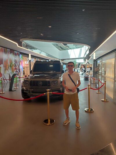  Frankfurt am Main,   , 33 ,   ,   