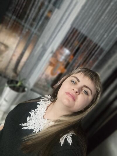  ,   Ekaterina, 33 ,   c 