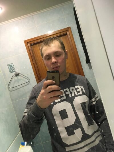   ,   Denis, 25 ,   ,   