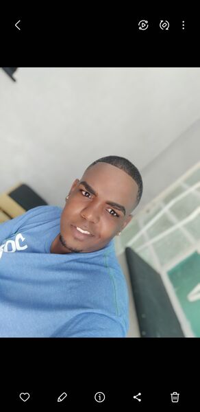  ,   Edu, 33 ,   ,   