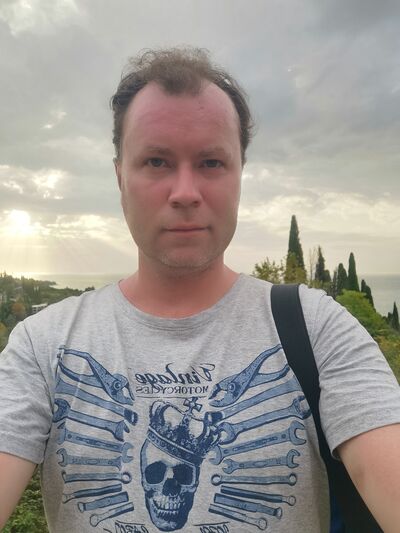  ,   Maxim, 43 ,   ,   , c , 