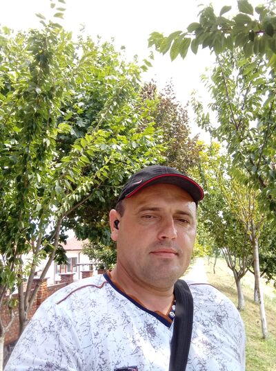  ,   Sergij, 42 ,   c 