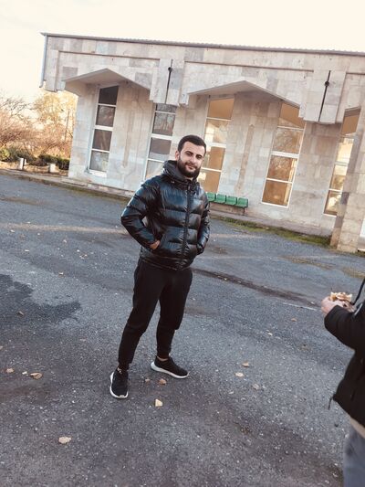  ,   Dima, 32 ,   ,   