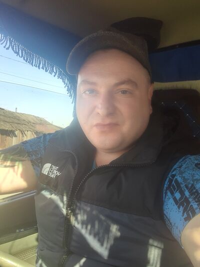  ,   MihaiL, 37 ,   ,   