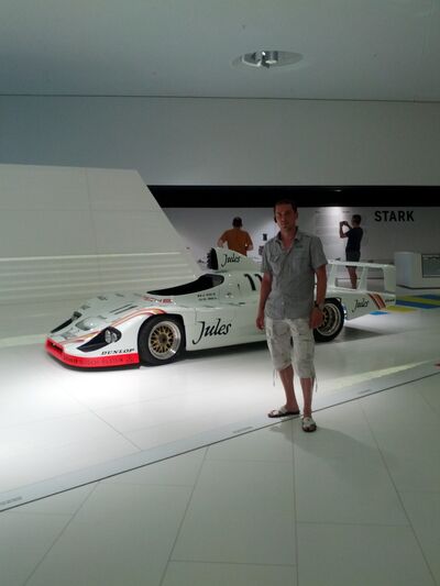  ,   Wov4ik, 42 ,  