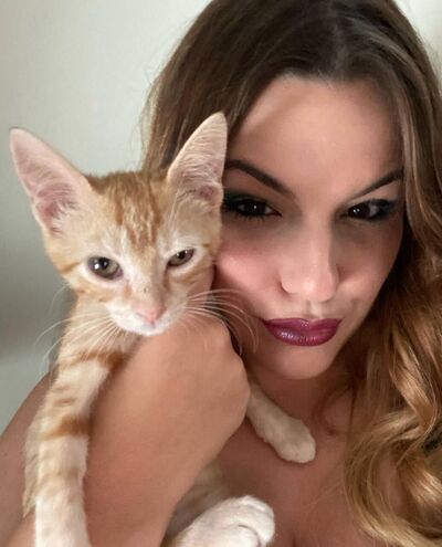  ,   Viktoria, 23 ,   ,   