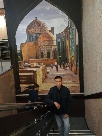  ,   Erlan, 39 ,   ,   