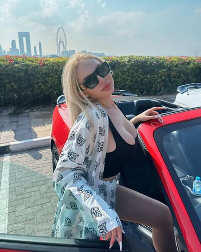  ,   Arina, 27 ,   ,   