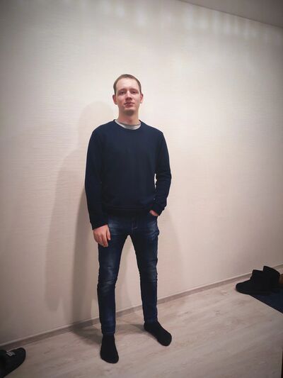  ,   Alexey, 27 ,   c , 