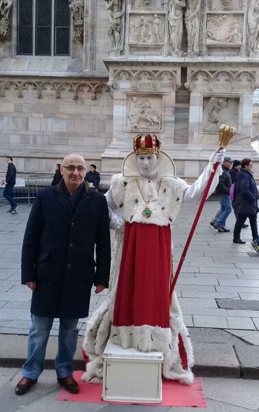  ,   Artur, 56 ,     , c 