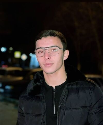  ,   Tauchik, 22 ,   ,   