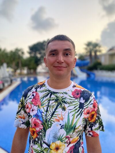  Zory,   Dmytro, 32 ,   ,   , c 