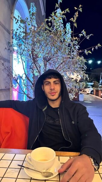  ,   Adam, 24 ,   ,   