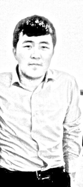  ,   Bektur, 32 ,  