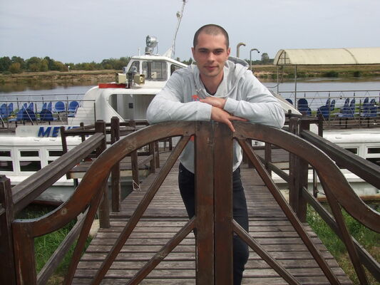  ,   Dima, 41 ,   
