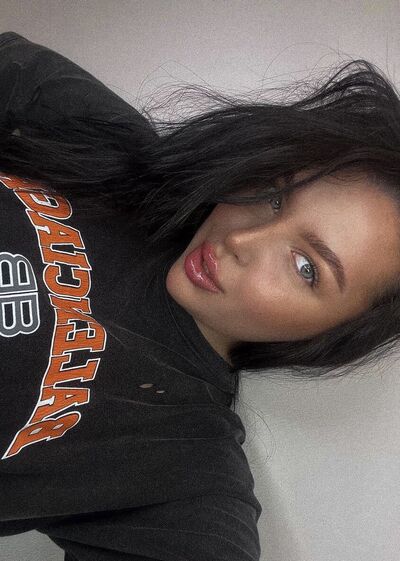  ,   Polina, 24 ,   ,   