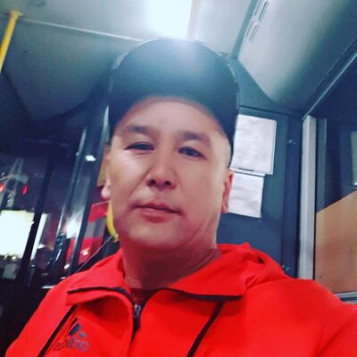  ,   Kuanysh, 40 ,   c 