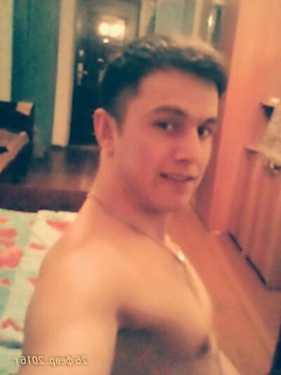  ,   Aslam, 32 ,   