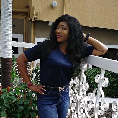  Lagos,   Celia, 40 ,   ,   