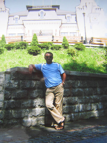  6894523  Ruslan, 41 ,    