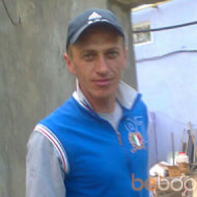  ,   Vadim, 52 ,  
