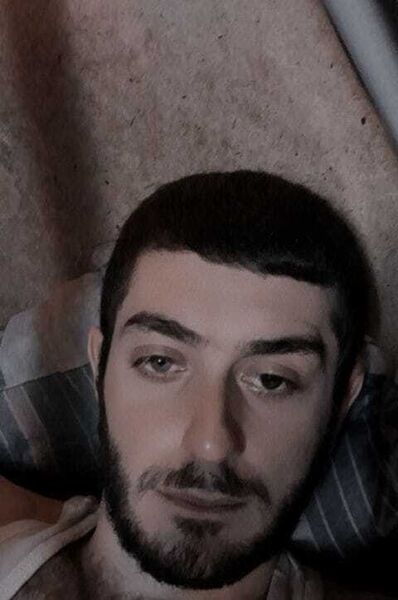  ,   Armen, 33 ,   ,   