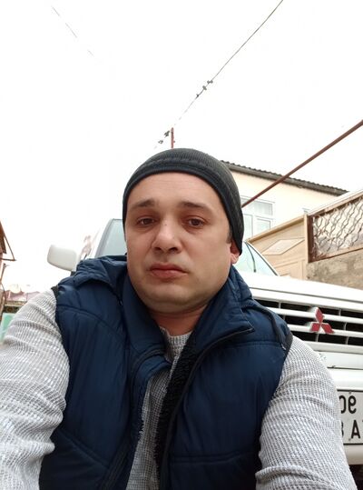  ,   Aleks, 40 ,   ,   