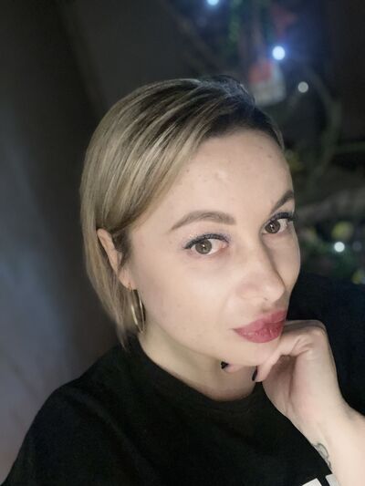  ,   Anya, 34 ,   ,   