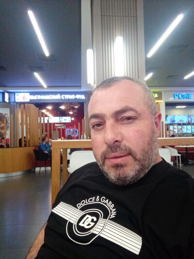  ,   Arman, 50 ,   c 