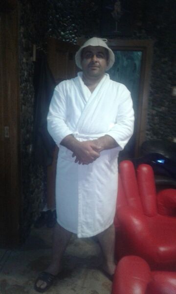  ,   Arman, 43 ,   ,   