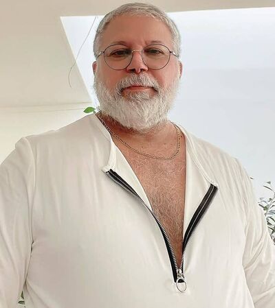  ,   Frank, 60 ,   c 