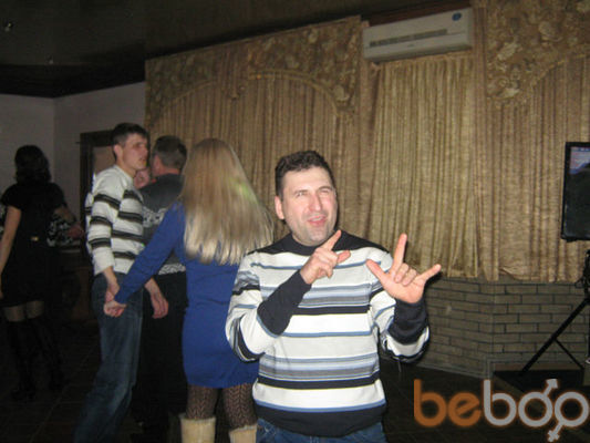   ,   Alexis, 52 ,   ,   , c 
