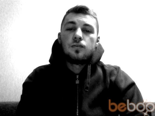  ,   Vasil, 32 ,   ,   , c , 