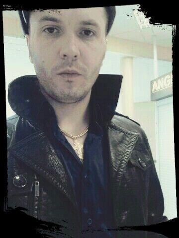  18956833  Ivan, 40 ,    