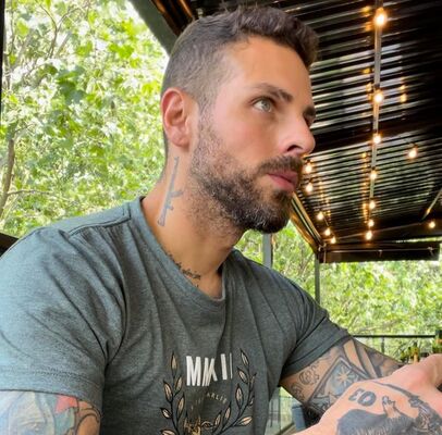  ,   Maxwellkyle, 39 ,   ,   