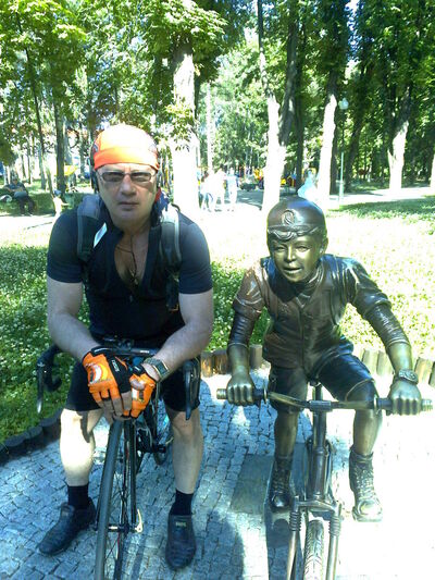  ,   Sergey, 60 ,   