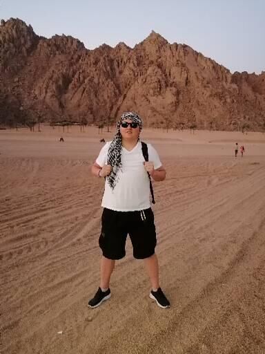  ,   Aliaksandr, 40 ,   ,   , c 