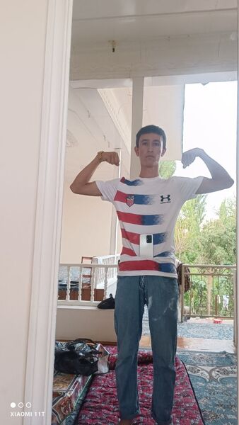  ,   Uzbek men, 20 ,   ,   