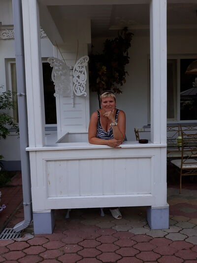  ,   Marina, 44 ,     , c 