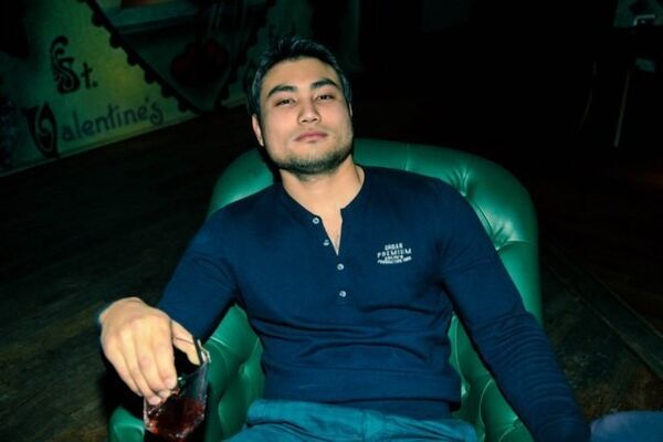  ,   Arman, 37 ,   ,   , c 