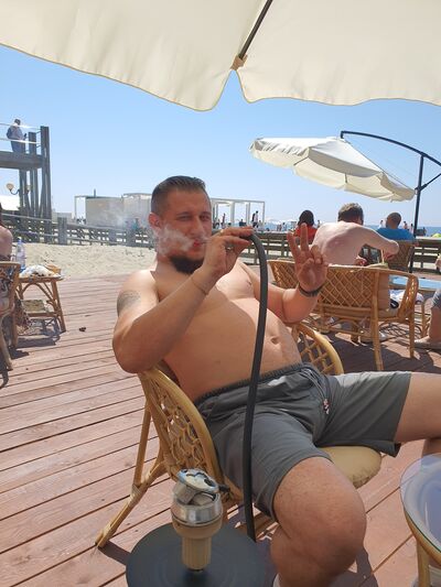  ,   Aleks, 42 ,   ,   , c , 